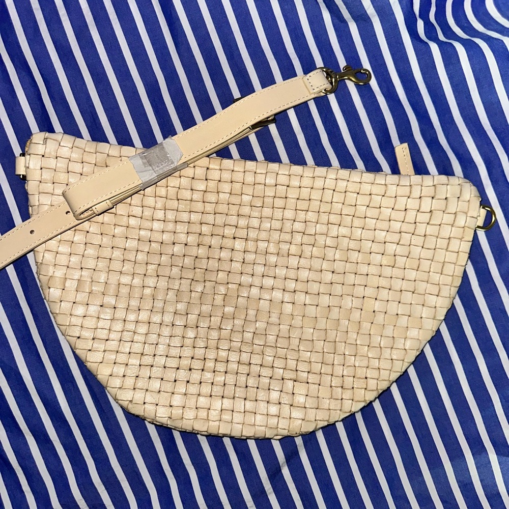 Clare V. Grande Fanny in buttercream woven check leather - Picture 2 of 5